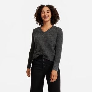 ISO Everlane Alpaca V-neck Charcoal Size M